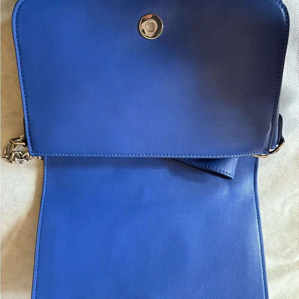 Tory Burch Miller Crossbody • Signature Logo • Like New • Classic Leather